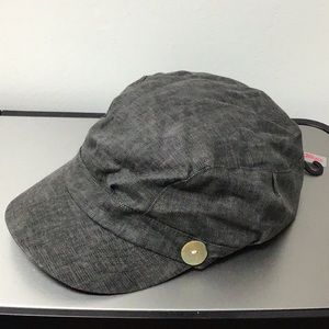 Ardene cap 🧢 - NWT